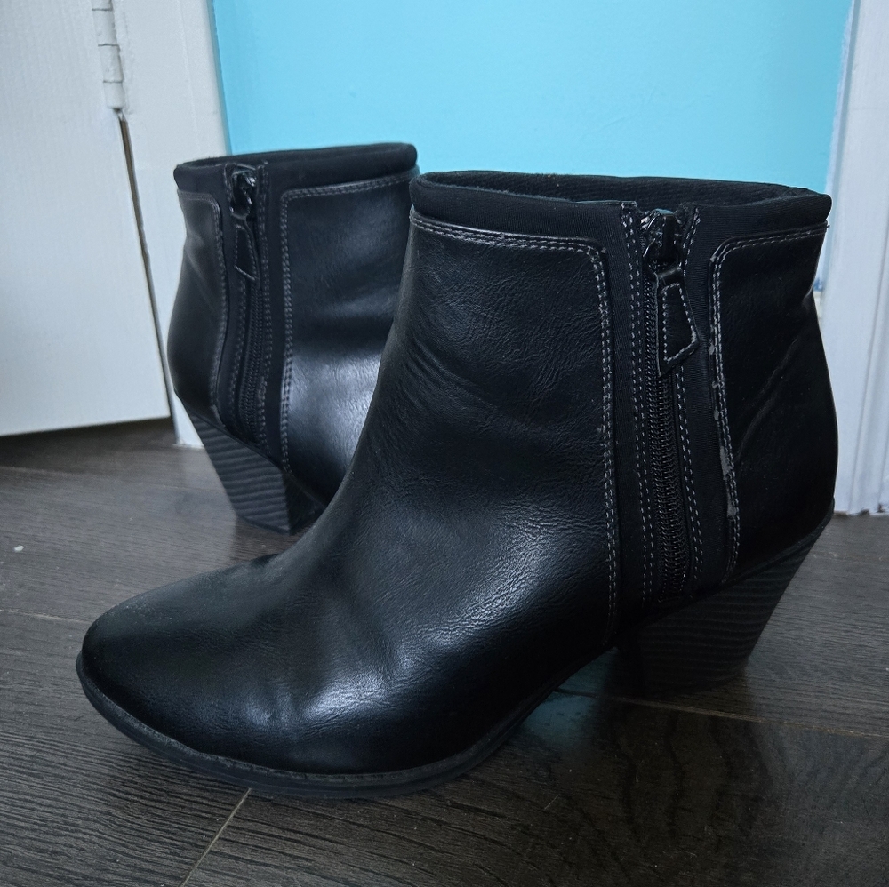 Dr. Scholl's Black Ankle Booties